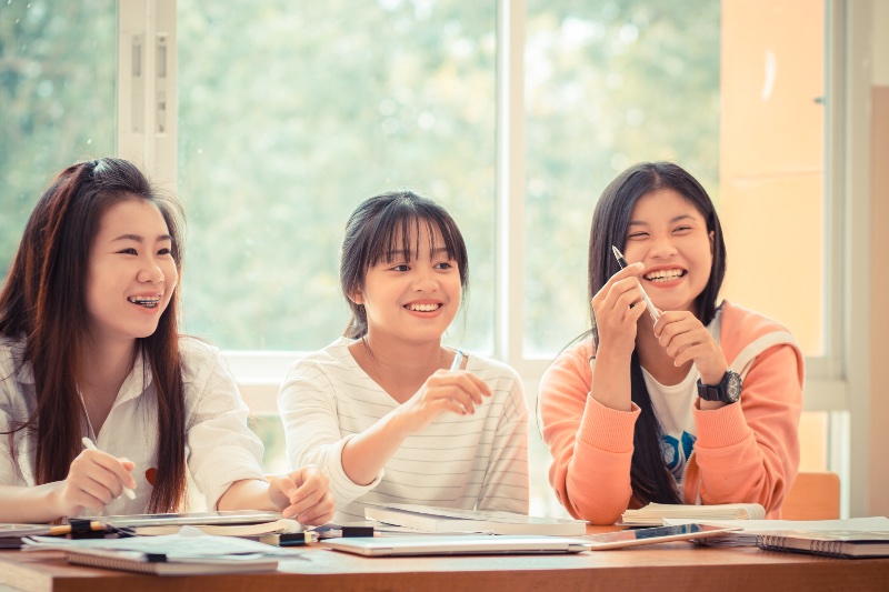 blog Image Do you want to improve your English? Read these five books.